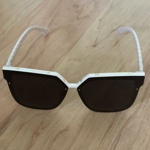 Chanel Beautiful Pearl White Sunglasses